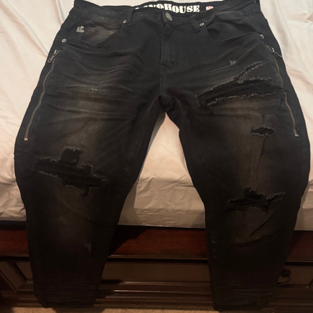 Men's Black Distressed Jeans